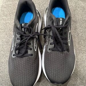 Brooks Glycerine 21 Women black Athletic Sneakers